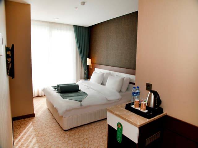 Connection Oda (Kara manzaralı)