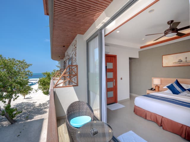 Delüks Oda Balkonlu (Ek Bina)