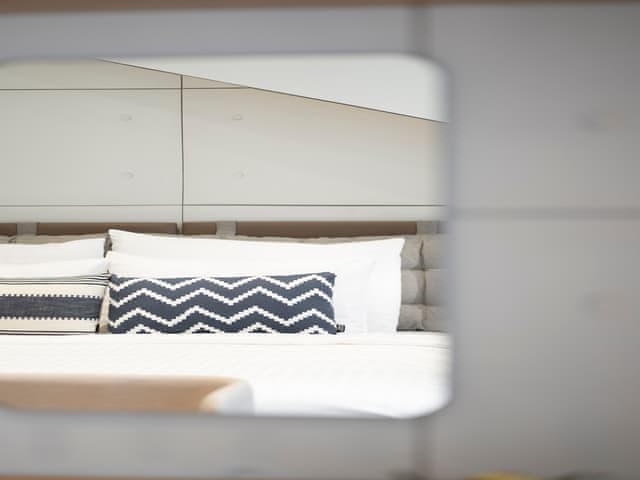 Superior Terrace King