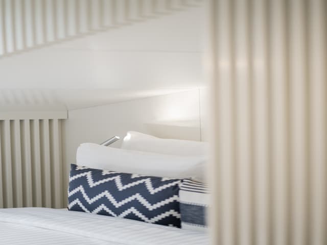 Superior Terrace King