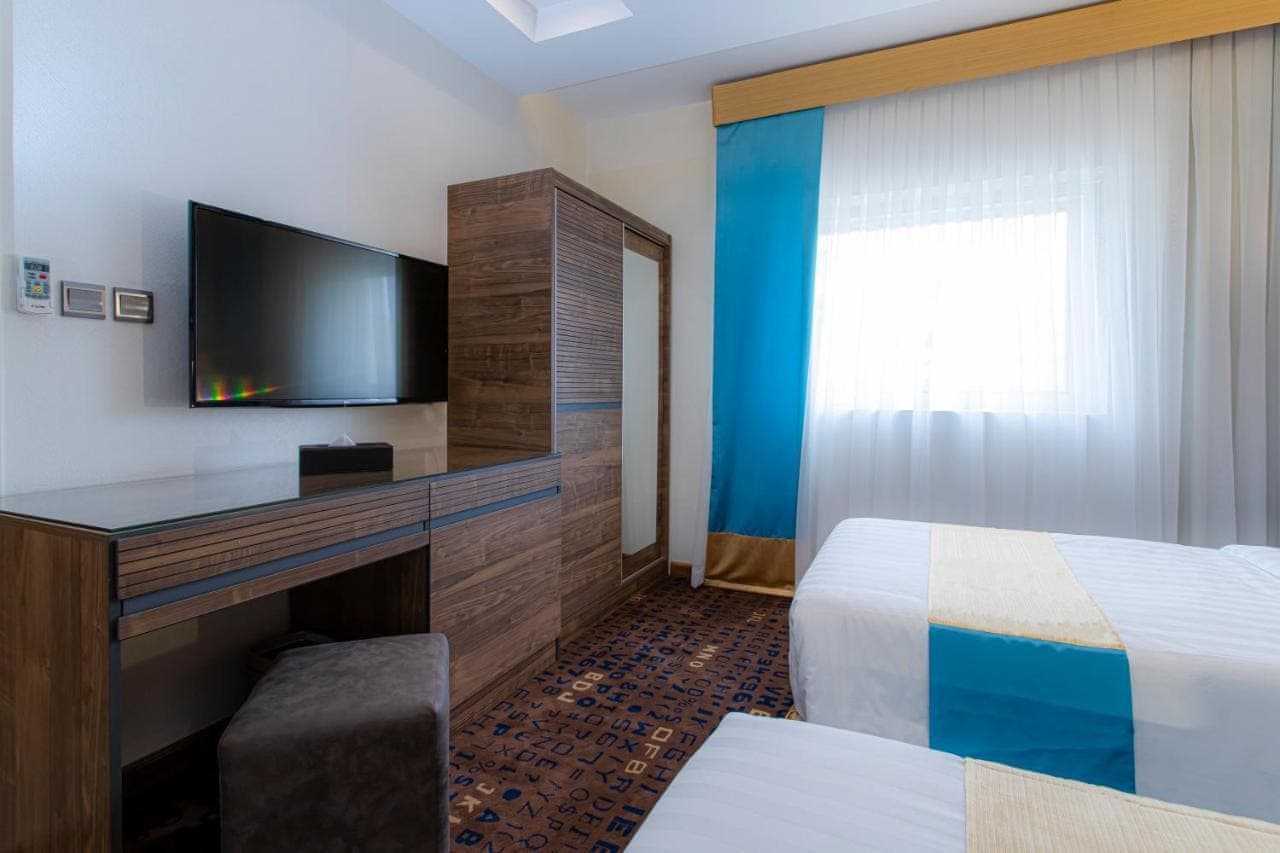 Platinum Hotel