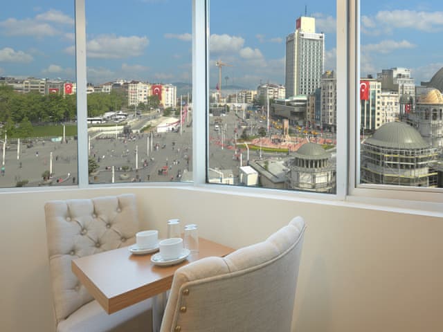 Superior Double Room (City view)