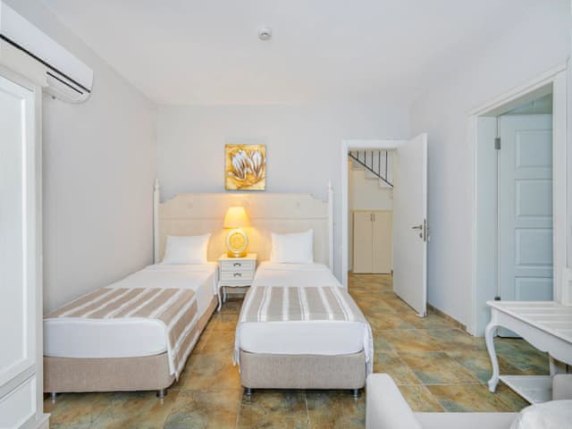 3 yatak odalı Villa (Jakuzili)