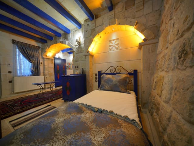 Delüks Üç Kişilik Oda