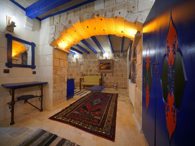 Delüks Üç Kişilik Oda