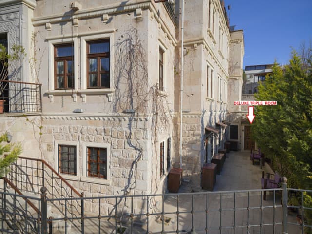 Delüks Üç Kişilik Oda