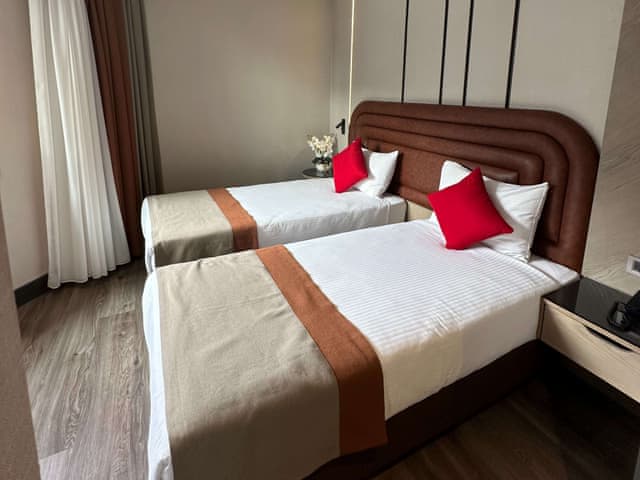 Delüks İki Yataklı Oda