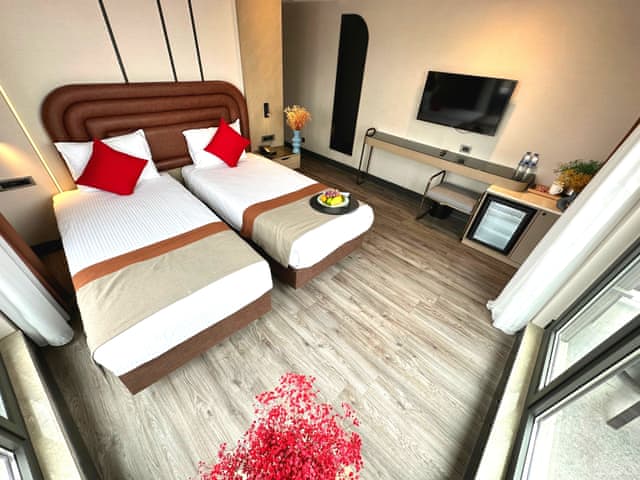 Delüks Çift/İki Yataklı Oda (Balkonlu)