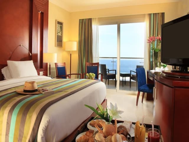 Honeymoon Room, Pool View