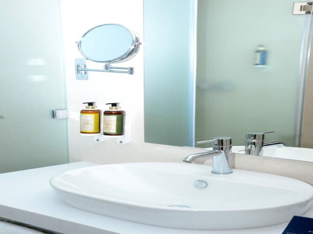 Double Room Jacuzzi with Balcony