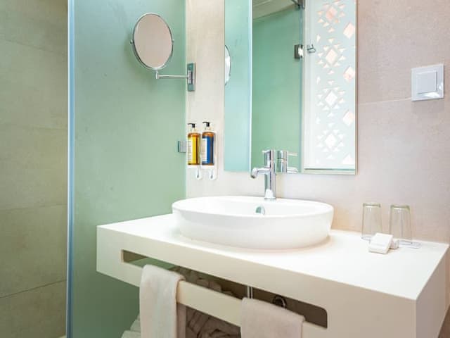 Double Room Jacuzzi with Balcony