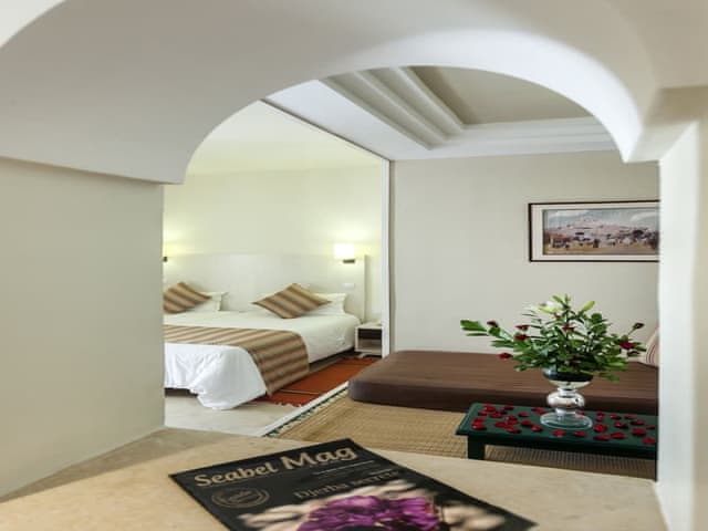 Triple standard garden view room with child
