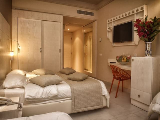 Standard Double Room Garden view