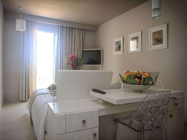 Superior Single Sea View