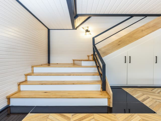 Jakuzili Superior Bahçe Bungalovu (Termal Sulu)