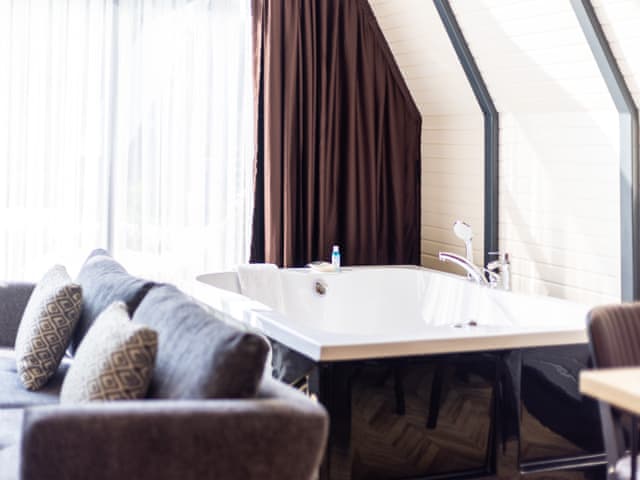 Delüks Bungalov (Termal Sulu)