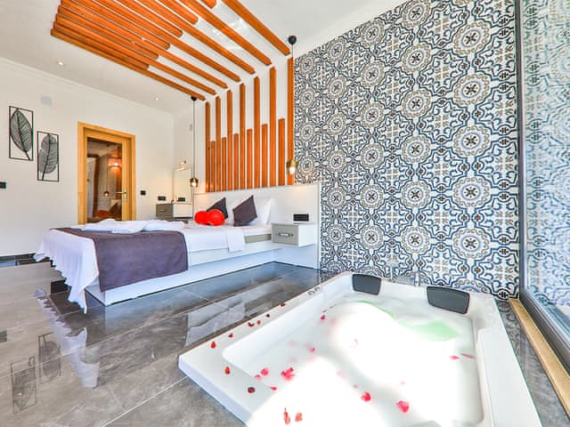 Havuzlu 1 yatak odalı Villa