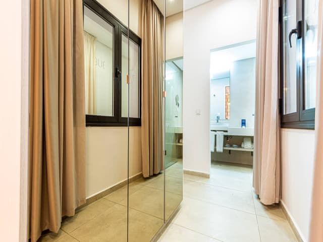 Double Room Jacuzzi with No Balcony