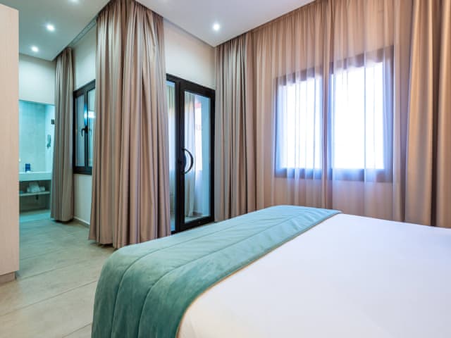 Double Room Jacuzzi with No Balcony