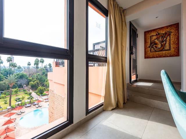 Junior Suite Jacuzzi Pool View