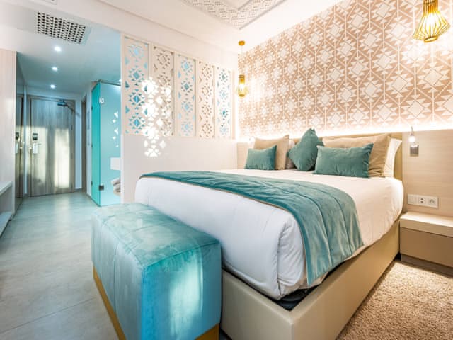 Junior Suite Swim Up