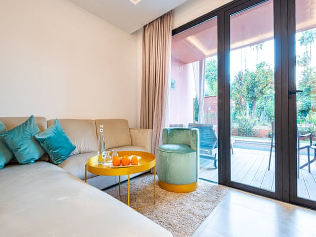 Junior Suite Swim Up