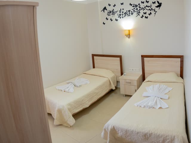 2+1 Deniz Manzaralı Aile Odası