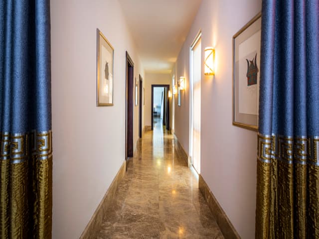 Presidential Villa, Multiple Beds (Presidential Villa)