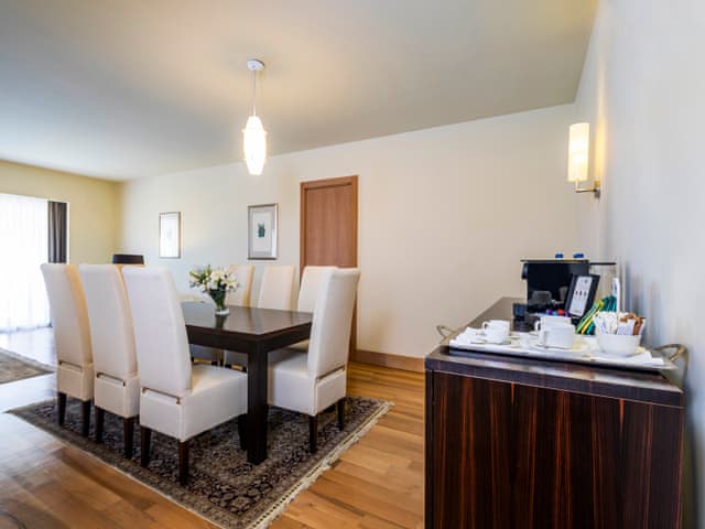 Suite, 1 King Bed, Sea View