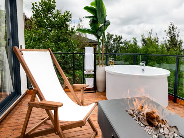 VIP Delüks Süit Jakuzili 8-9