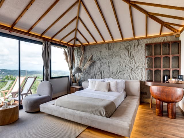 VIP Delüks Süit Jakuzili 8-9