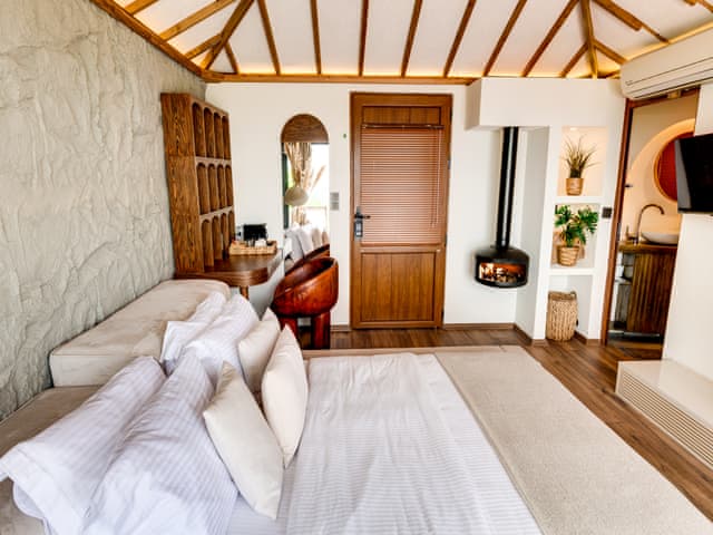 VIP Delüks Süit Jakuzili 8-9