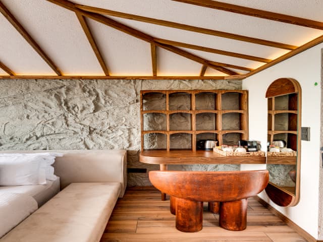 VIP Delüks Süit Jakuzili 8-9