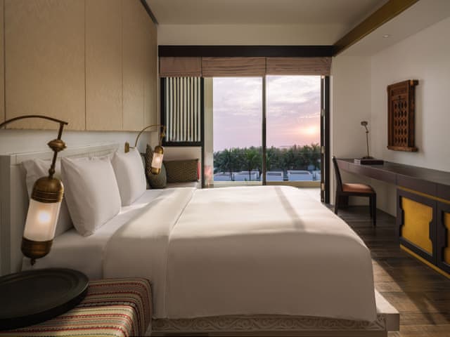 Deluxe Sunset View Room