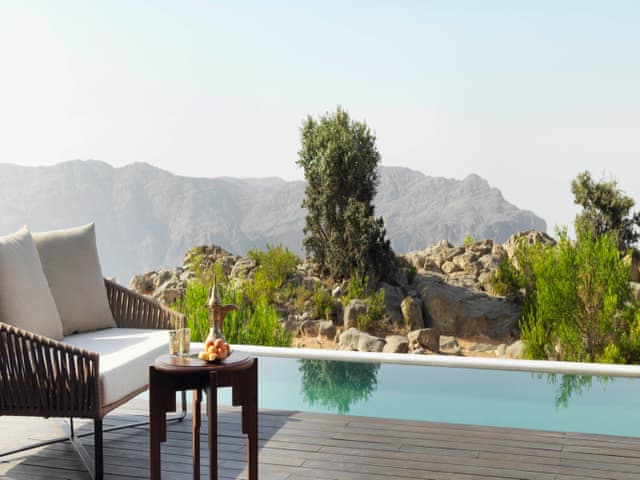 One Bedroom Cliff Pool Villa -