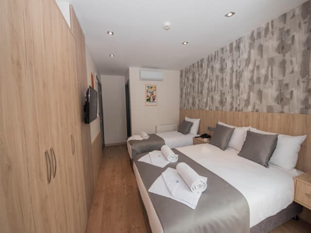 Superior Üç Kişilik Oda