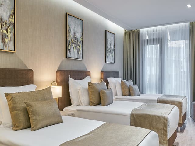 Standart Üç Kişilik Oda