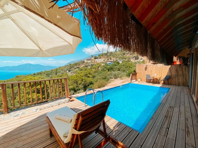 Elysium Deniz Manzaralı Suite