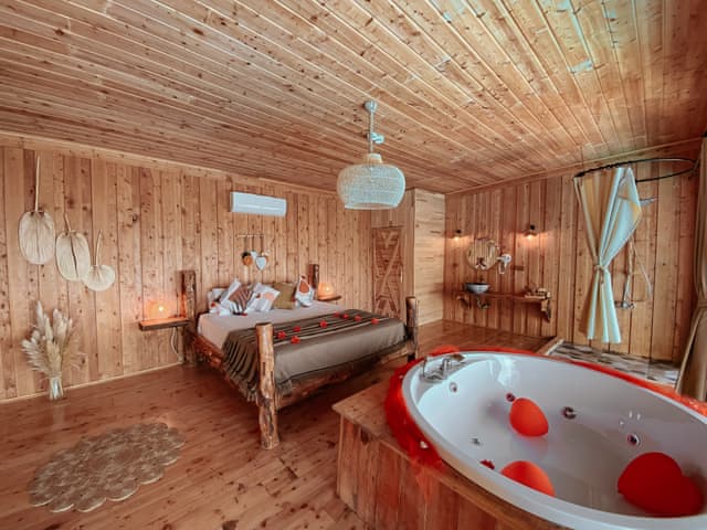 Elysium Deniz Manzaralı Suite