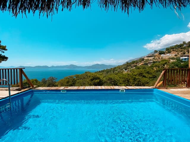 Elysium Deniz Manzaralı Suite