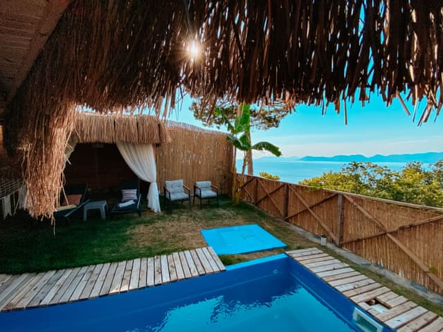 Azure Deniz Manzaralı Suite