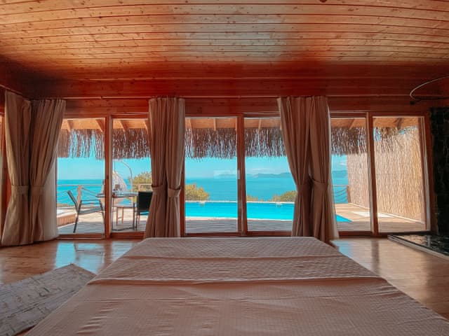 Paradıse Deniz Manzaralı