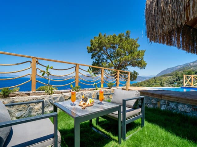 Bliss Deniz Manzaralı Suite