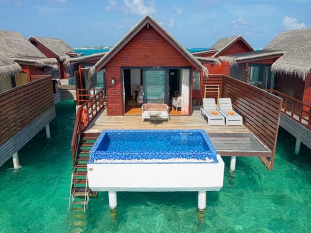 Reef Pool Water Villa