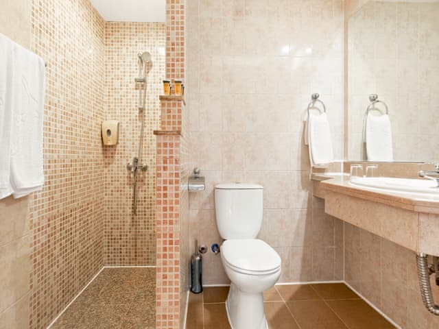 Deluxe Double Room Pool View