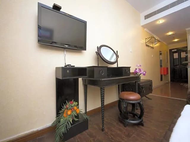 Family Suite with Kitchen