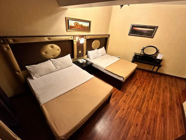 Family Suite with Kitchen