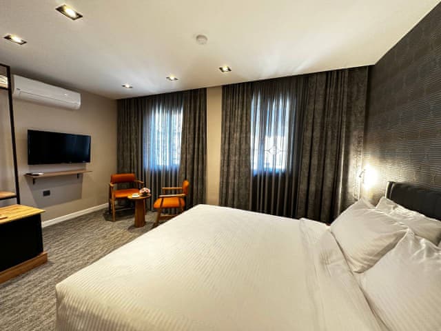 Delüks Çift Kişilik Oda