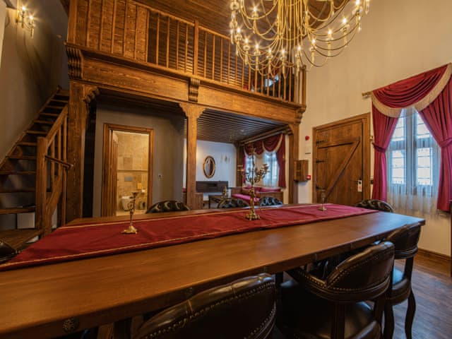 Sultanhanı Loft Suit