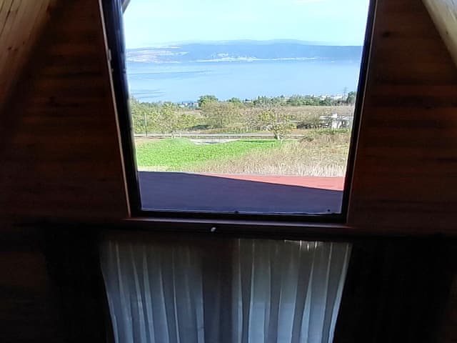 Select Bungalow Isıtmalı Havuzlu